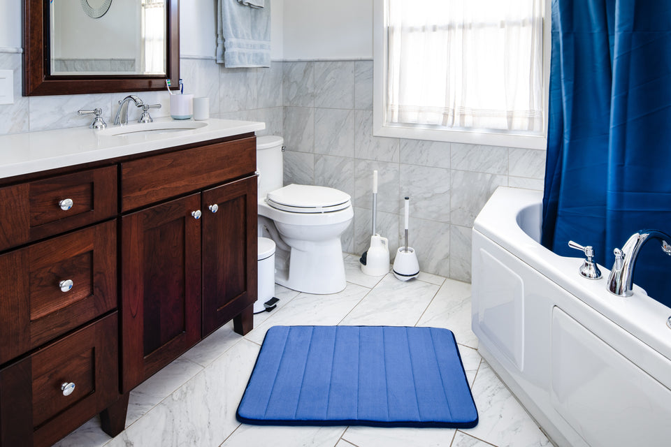 johnny box: Blue theme bathroom accessory set